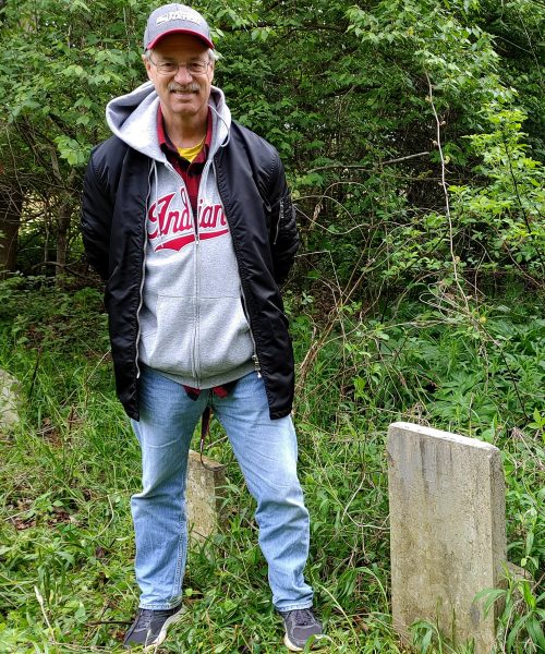 Robert White at the Decatur County grave of his 4th great-grandfather, Thomas Fortune (1772-1853)